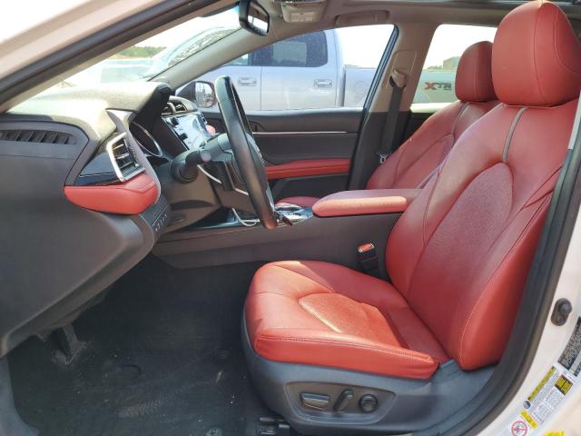 4T1BZ1HK9JU003110 - 2018 TOYOTA CAMRY XSE 白色 照片 7