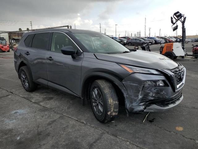 JN8BT3AB5PW468531 - 2023 NISSAN ROGUE S GRAY photo 4