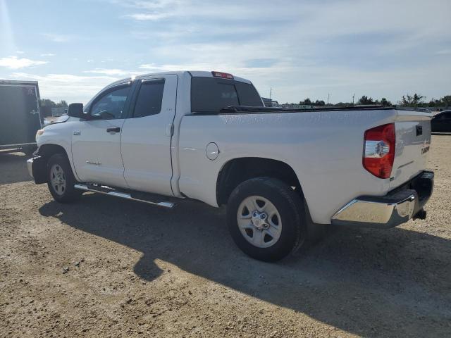 5TFRY5F1XFX176423 - 2015 TOYOTA TUNDRA DOUBLE CAB SR/SR5 WHITE photo 2