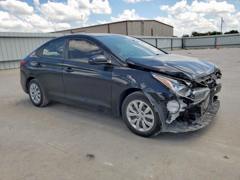 3KPC24A63ME144415 - 2021 HYUNDAI ACCENT SE BLACK photo 4