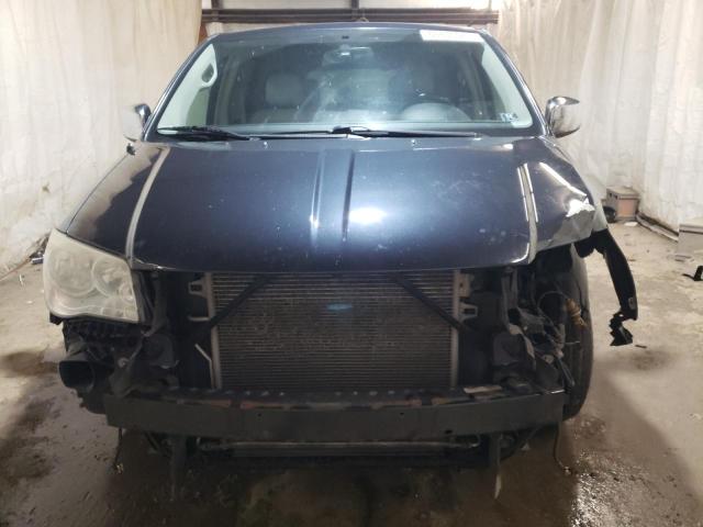 2C4RC1CG4DR614882 - 2013 CHRYSLER TOWN & COU TOURING L BLUE photo 5