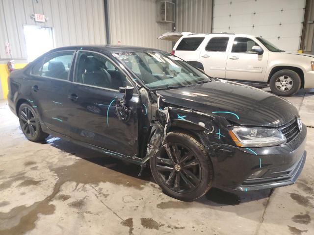 3VWD17AJ0JM205022 - 2018 VOLKSWAGEN JETTA SPORT შავი ფოტო 4