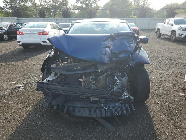 3N1AB7AP1JY330548 - 2018 NISSAN SENTRA S BLUE photo 5