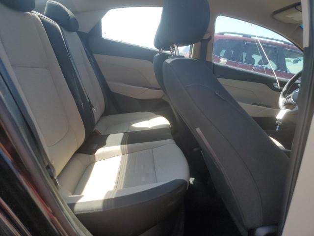 3KPC24A39JE011241 - 2018 HYUNDAI ACCENT SE Чорний фото 10