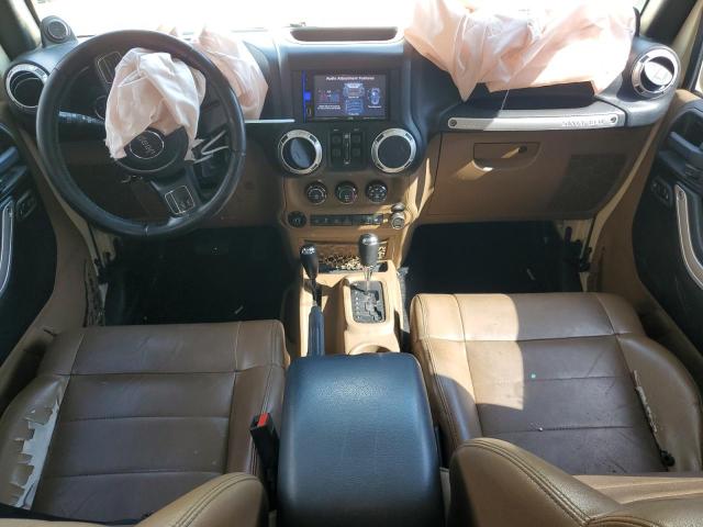 1J4BA5H19BL572017 - 2011 JEEP WRANGLER U SAHARA Braun Foto 8