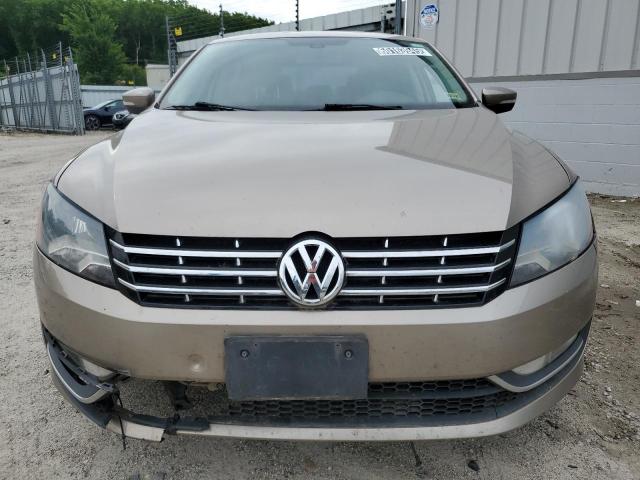 1VWCT7A31FC082850 - 2015 VOLKSWAGEN PASSAT SEL 米色 照片 5
