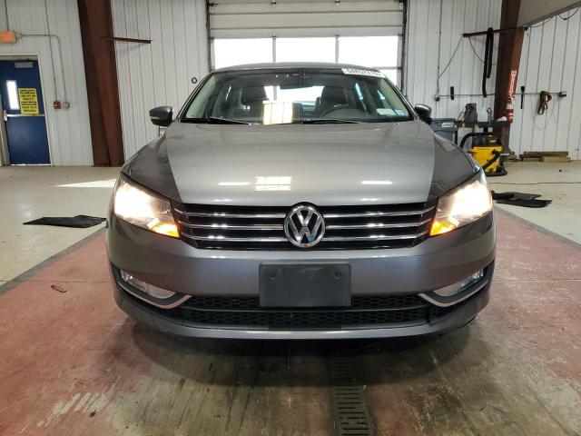 1VWAT7A34FC104749 - 2015 VOLKSWAGEN PASSAT S GRAY photo 5