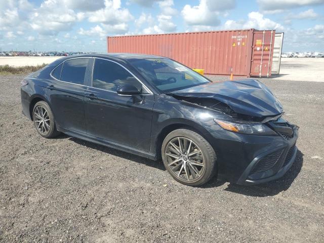 4T1G11AK2RU211820 - 2024 TOYOTA CAMRY SE NIGHT SHADE BLACK photo 4