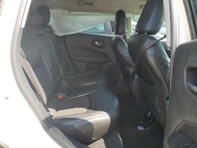 3C4NJDBB9LT148678 - 2020 JEEP COMPASS LATITUDE WHITE photo 11