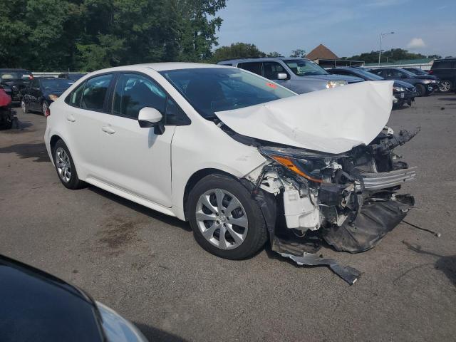 5YFEPRAE6LP007450 - 2020 TOYOTA COROLLA LE Weiß Foto 4