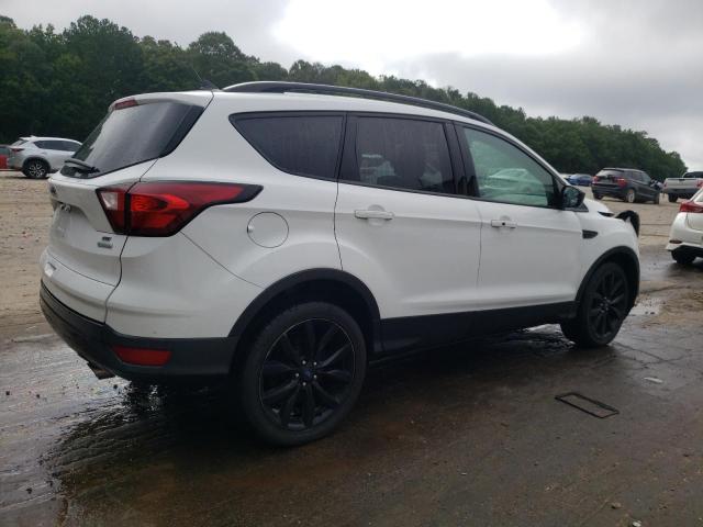 1FMCU0GD1KUB45209 - 2019 FORD ESCAPE SE Ақ фото 3