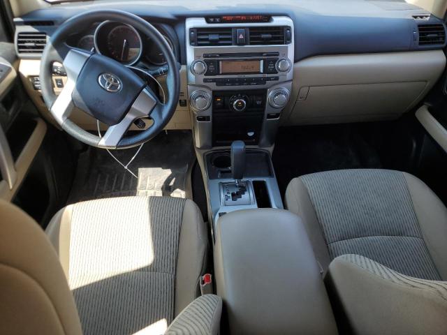 JTEZU5JR8A5012256 - 2010 TOYOTA 4RUNNER SR5 WHITE photo 8