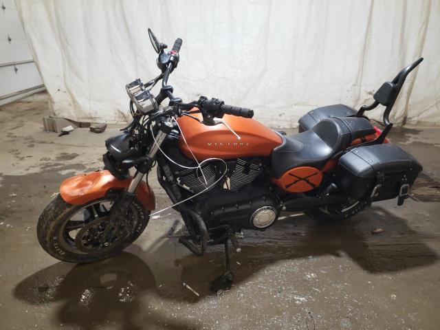 5VPMB36N5D3012781 - 2013 VICTORY MOTORCYCLES JUDGE Қызғылт сары фото 2