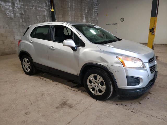 KL7CJKSBXFB129314 - 2015 CHEVROLET TRAX LS SILVER photo 4