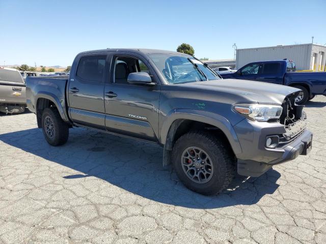 3TMCZ5AN2JM135649 - 2018 TOYOTA TACOMA DOUBLE CAB Boz foto 4