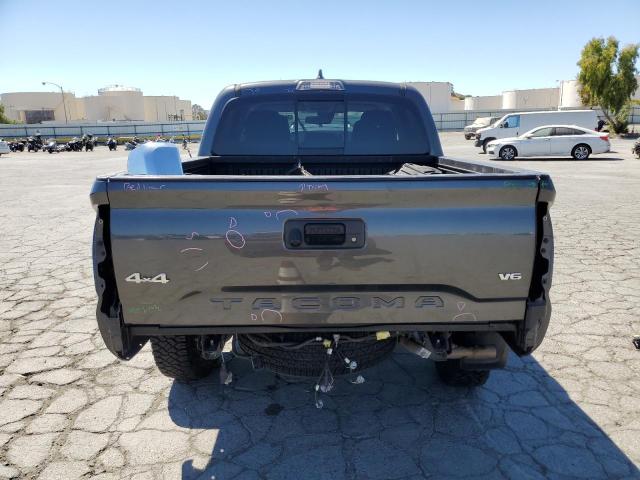 3TMCZ5AN2JM135649 - 2018 TOYOTA TACOMA DOUBLE CAB Boz foto 6