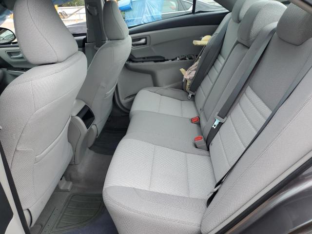 4T1BF1FK6GU249018 - 2016 TOYOTA CAMRY LE GRAY photo 10