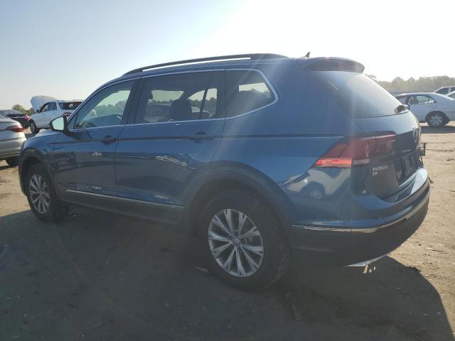 3VV3B7AX7JM005823 - 2018 VOLKSWAGEN TIGUAN SE BLUE photo 2