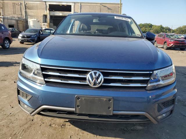 3VV3B7AX7JM005823 - 2018 VOLKSWAGEN TIGUAN SE BLUE photo 5