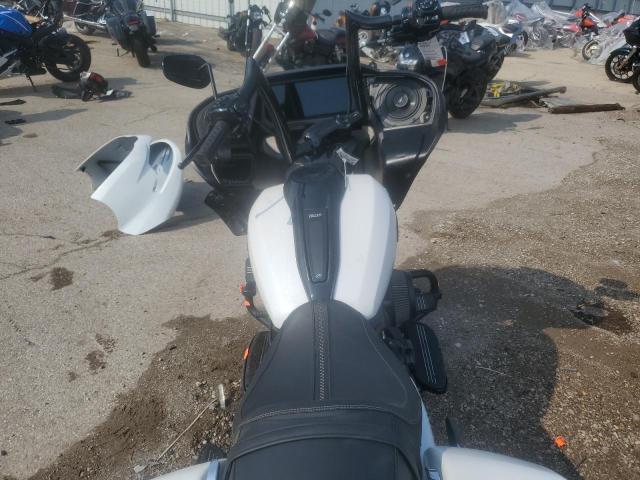 1HD1KH715RB636974 - 2024 HARLEY-DAVIDSON FLTRX 白色 照片 6