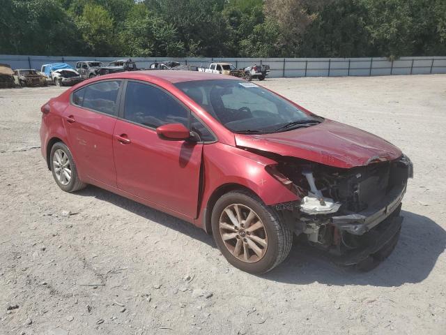 3KPFL4A79HE029942 - 2017 KIA FORTE LX RED photo 4