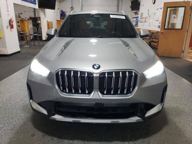 WBX73EF00P5X58057 - 2023 BMW X1 XDRIVE28I SILVER photo 5