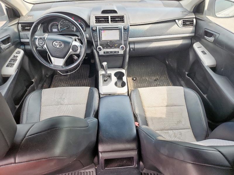 4T1BF1FK4CU091868 - 2012 TOYOTA CAMRY BASE WHITE photo 8