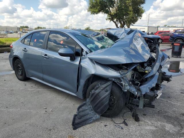 5YFEPMAE9MP180156 - 2021 TOYOTA COROLLA LE GRAY photo 4