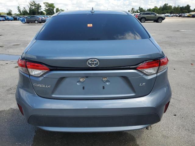 5YFEPMAE9MP180156 - 2021 TOYOTA COROLLA LE GRAY photo 6