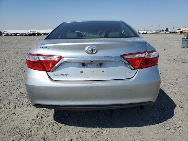 4T1BF1FK9HU401620 - 2017 TOYOTA CAMRY LE SILVER photo 6