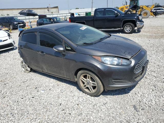 3FADP4EJXKM110419 - 2019 FORD FIESTA SE 灰色 照片 4