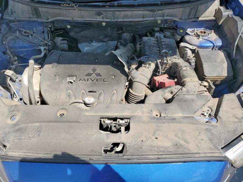 JA4AP3AUXKU002167 - 2019 MITSUBISHI OUTLANDER ES Azul foto 12