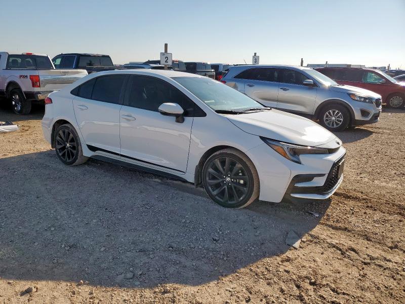 5YFS4MCE5PP158314 - 2023 TOYOTA COROLLA SE Білий фото 4