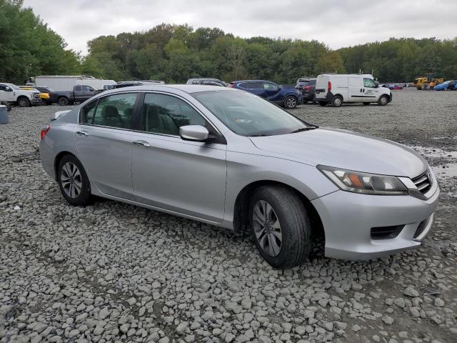 1HGCR2F36DA078686 - 2013 HONDA ACCORD LX SILVER photo 4