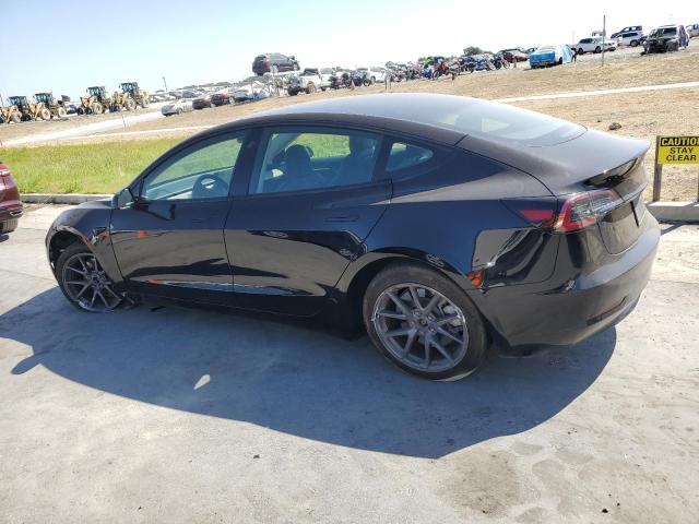 5YJ3E1EA4PF571895 - 2023 TESLA MODEL 3 Czarny zdjęcie 2