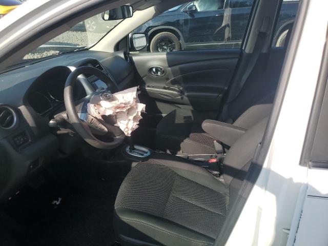 3N1CN7AP1JL884735 - 2018 NISSAN VERSA S WHITE photo 7