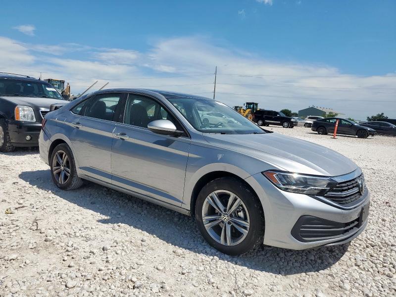 3VW7M7BU9PM021087 - 2023 VOLKSWAGEN JETTA SE SILVER photo 4