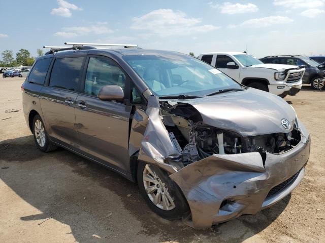 5TDDK3DC1CS040350 - 2012 TOYOTA SIENNA XLE გრაფიტი ფოტო 4