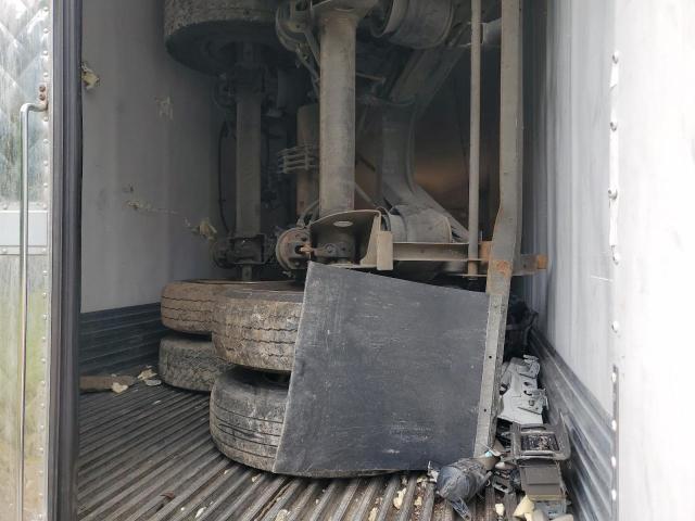 1UYVS2535H6945521 - 2017 UTILITY VS2RA თეთრი ფოტო 6