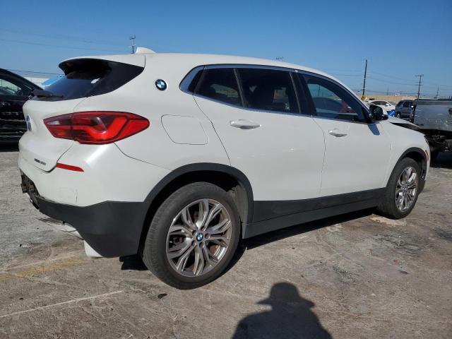 WBXYJ3C30JEB37814 - 2018 BMW X2 SDRIVE28I Weiß Foto 3