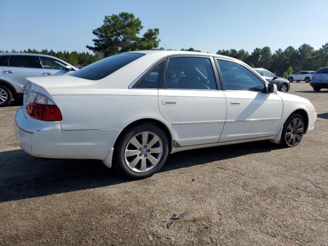 4T1BF28B14U390948 - 2004 TOYOTA AVALON XL 白色 照片 3