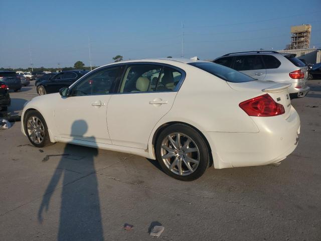 JN1CV6AP4BM500495 - 2011 INFINITI G37 BASE WHITE photo 2