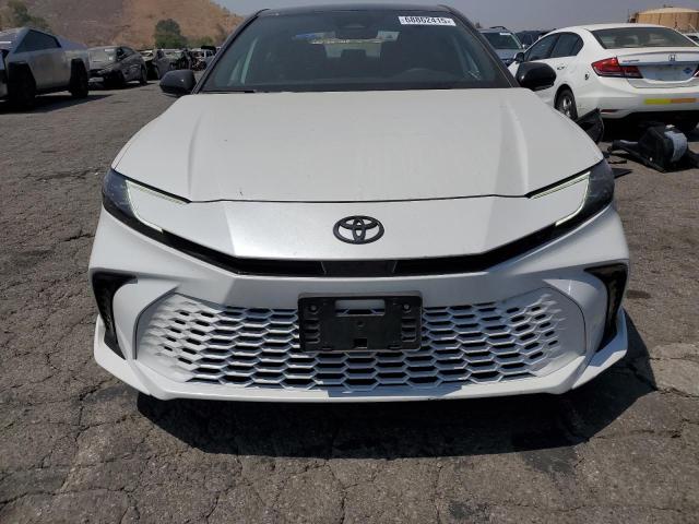4T1DAACK4SU071260 - 2025 TOYOTA CAMRY XSE 白色 照片 5