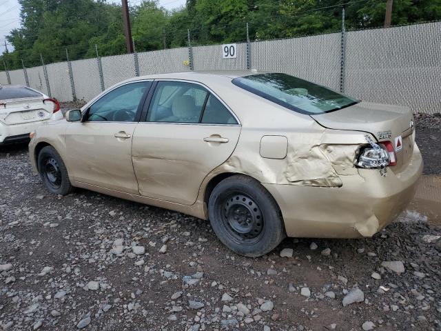 4T4BF3EK7AR050540 - 2010 TOYOTA CAMRY BASE GOLD photo 2