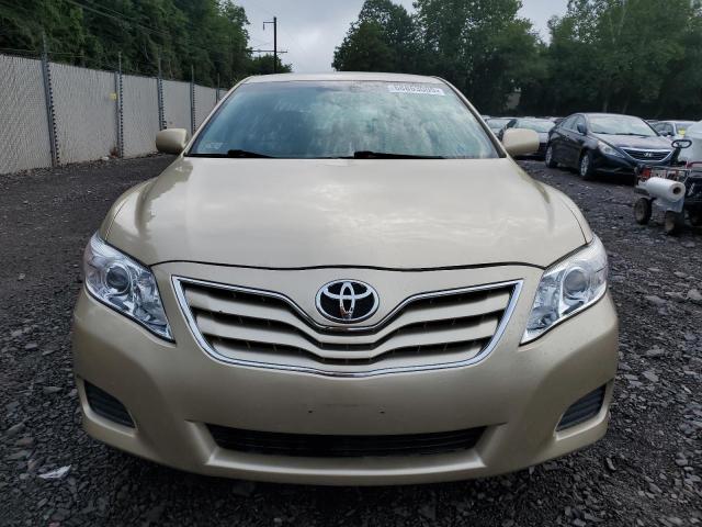 4T4BF3EK7AR050540 - 2010 TOYOTA CAMRY BASE GOLD photo 5