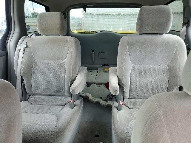 5TDZA23CX6S498803 - 2006 TOYOTA SIENNA CE SILVER photo 10