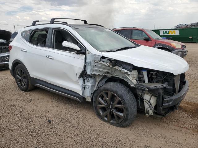 5XYZWDLA6JG520457 - 2018 HYUNDAI SANTA FE S თეთრი ფოტო 4