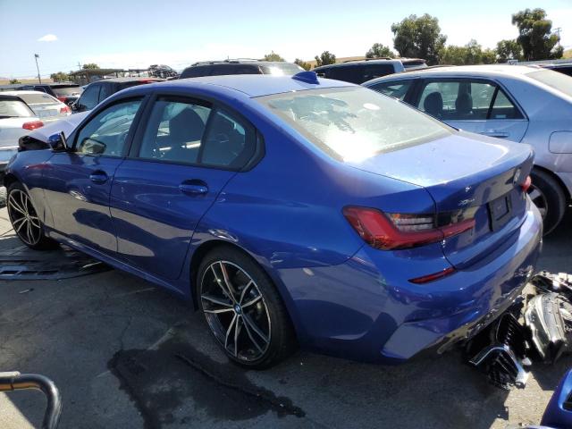 WBA5R7C03LFH49263 - 2020 BMW 330XI BLUE photo 2