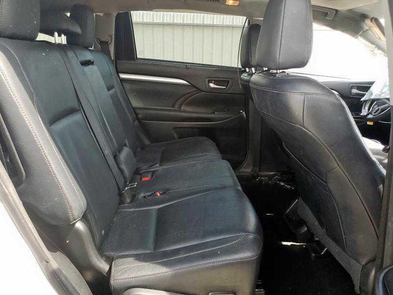 5TDKKRFH1FS075915 - 2015 TOYOTA HIGHLANDER XLE თეთრი ფოტო 11