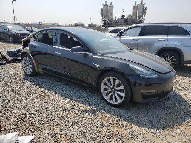 5YJ3E1EA8JF046801 - 2018 TESLA MODEL 3 Schwarz Foto 4